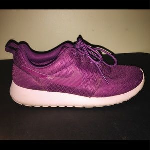 Nike Size 8 Purple Lifestyle Sneakers